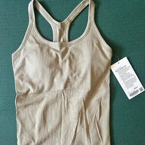 Lululemon Ebb to street Tank Top Light Support, B/C Cup Size 6 Sheer Oak